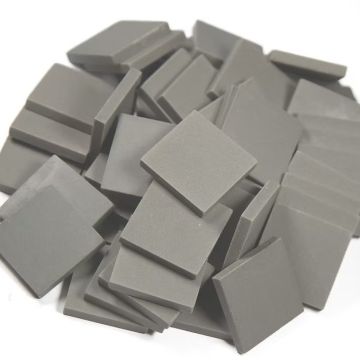 Loose 23mm: 131 Cinzia (+/-20 pieces)